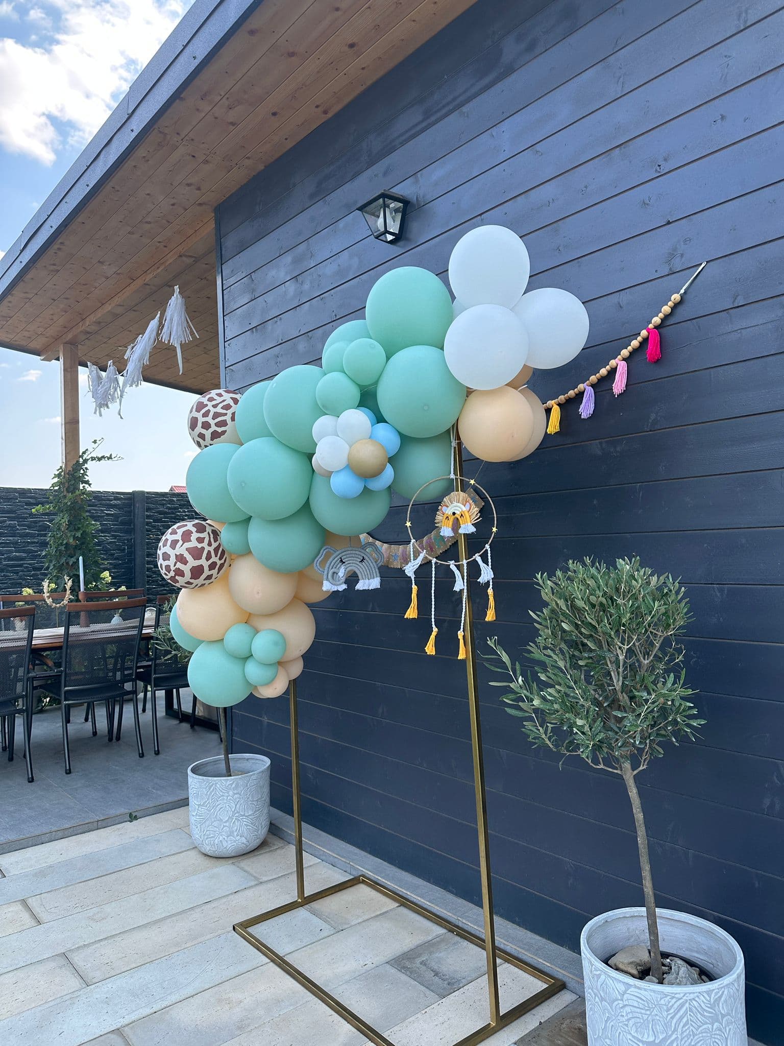 Mini aranjament din baloane 3